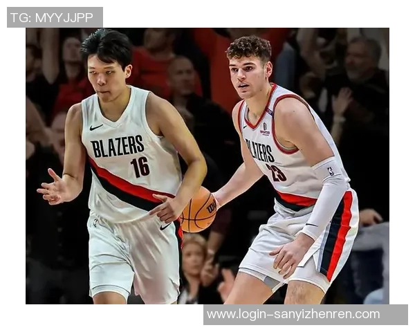雷霆与爵士激战正酣NBA赛场精彩瞬间回顾与分析